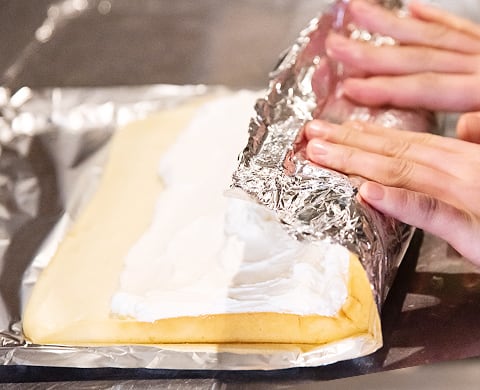 お店で一本一本丁寧に手作りでまいています